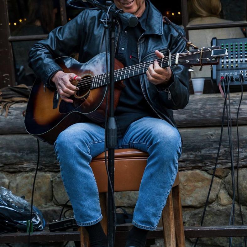Kenny Sultan.