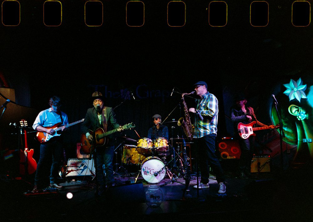 TD Lind & the Aviators